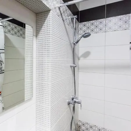 On Staroyevreyska 26