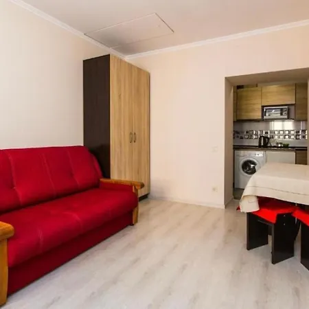 On Staroyevreyska 26 *