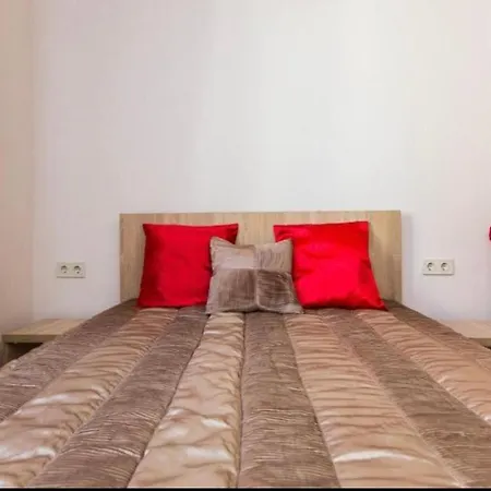 On Staroyevreyska 26