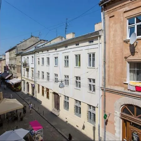 Apartment On Staroyevreyska 26